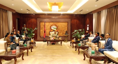  प्रधानमन्त्री कार्कीसँग रास्वपा सभापति लामिछानेको भेट 